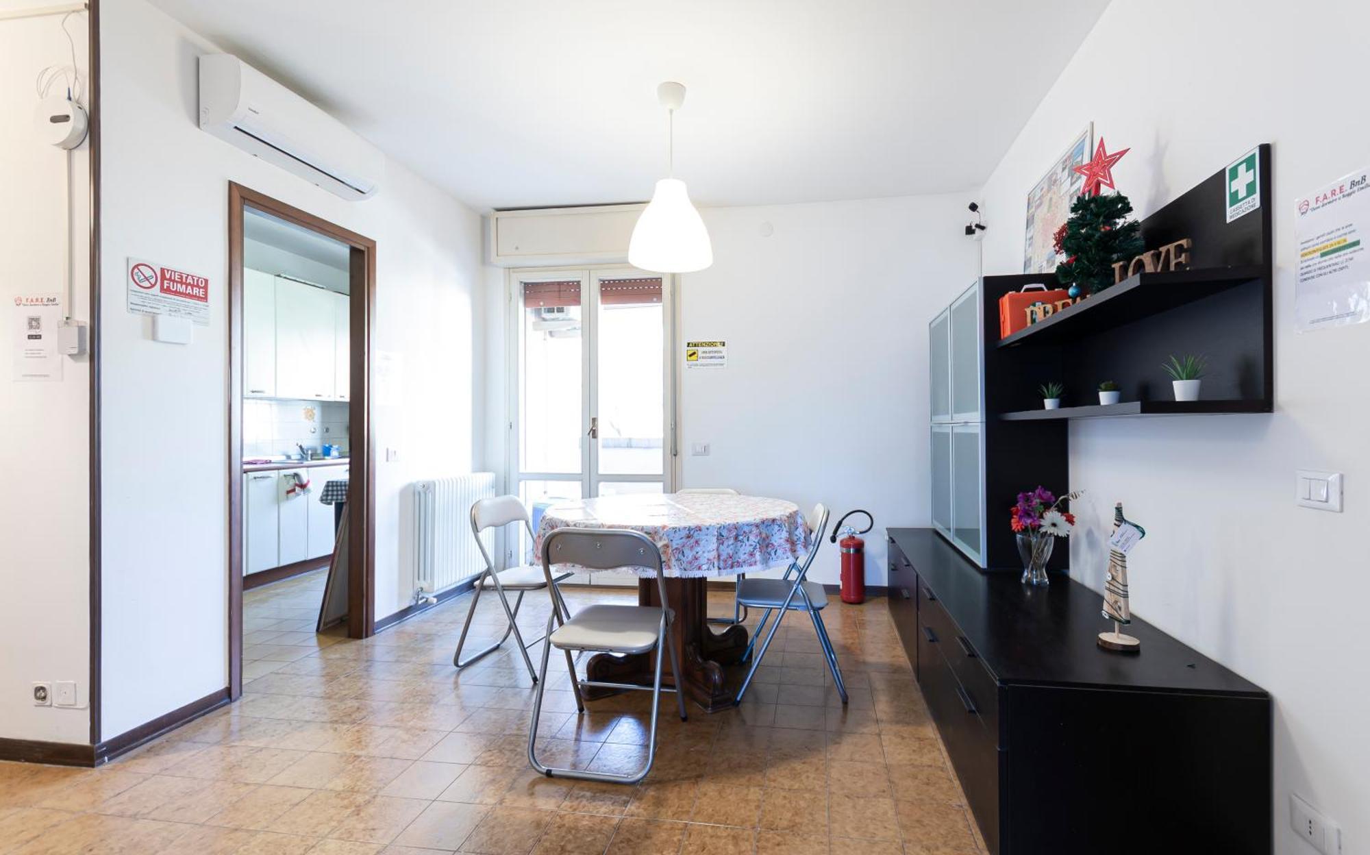 Fare Bnb - Room Pappagnocca Reggio Emilia Exterior photo